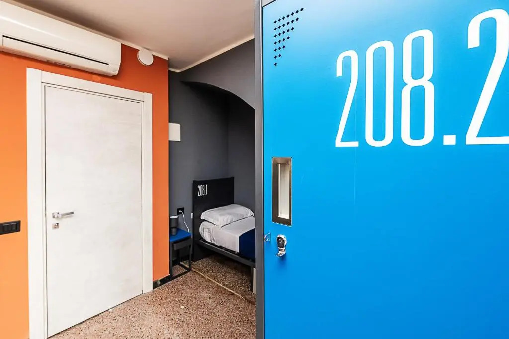 Marathon Hostel