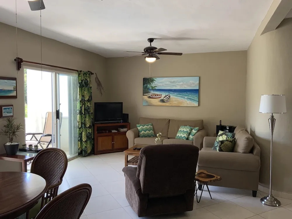 Beach Casa de Canciones Playacar - 2 Br Condo