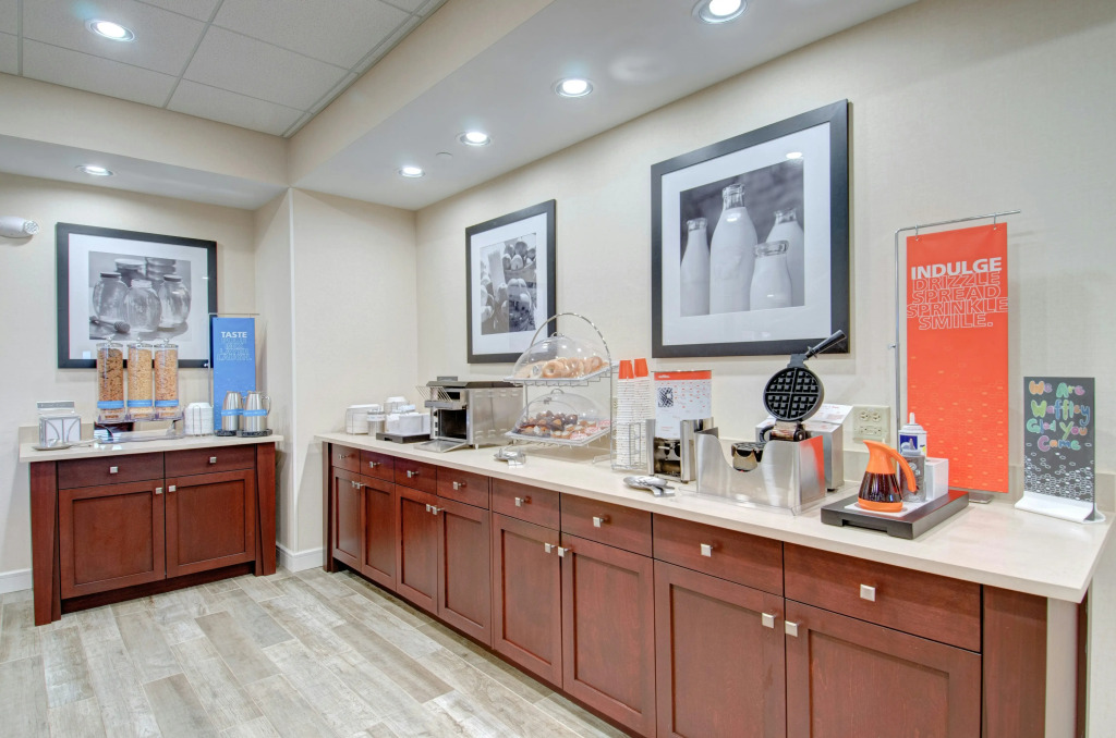 Hampton Inn Boston - Westborough