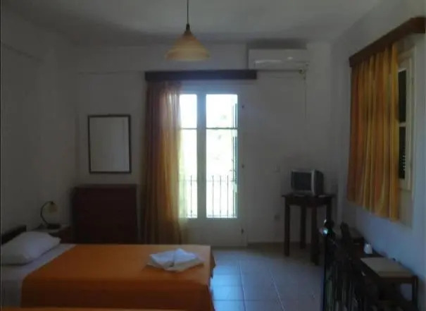 Iriana Village Inn