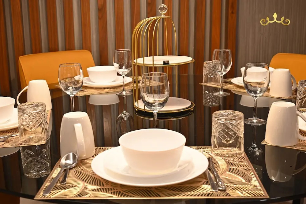 Tropicana The Residence KLCC Golden Crown