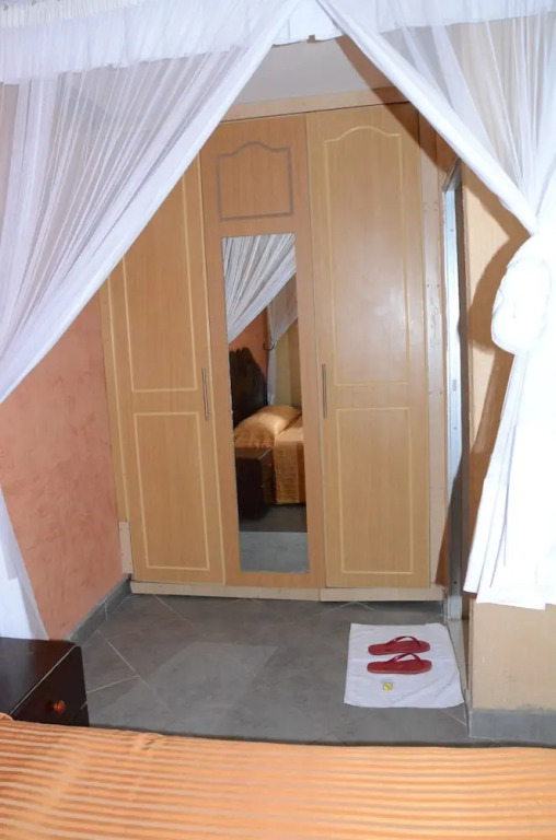 Stedmak Suites and Annexe