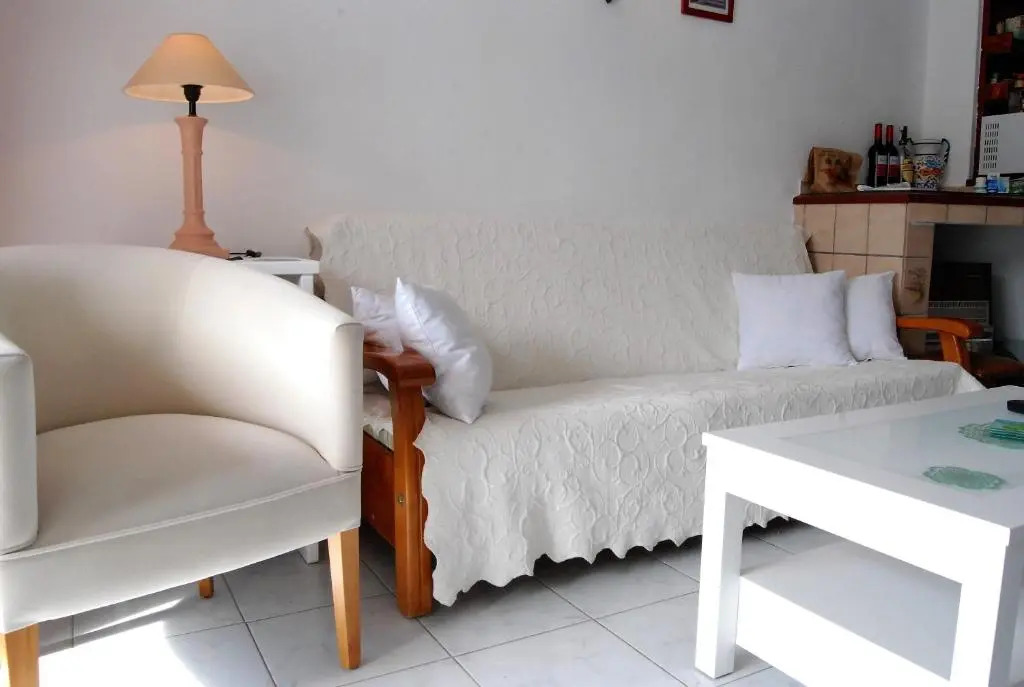 Corona 204 Apartments Casasol