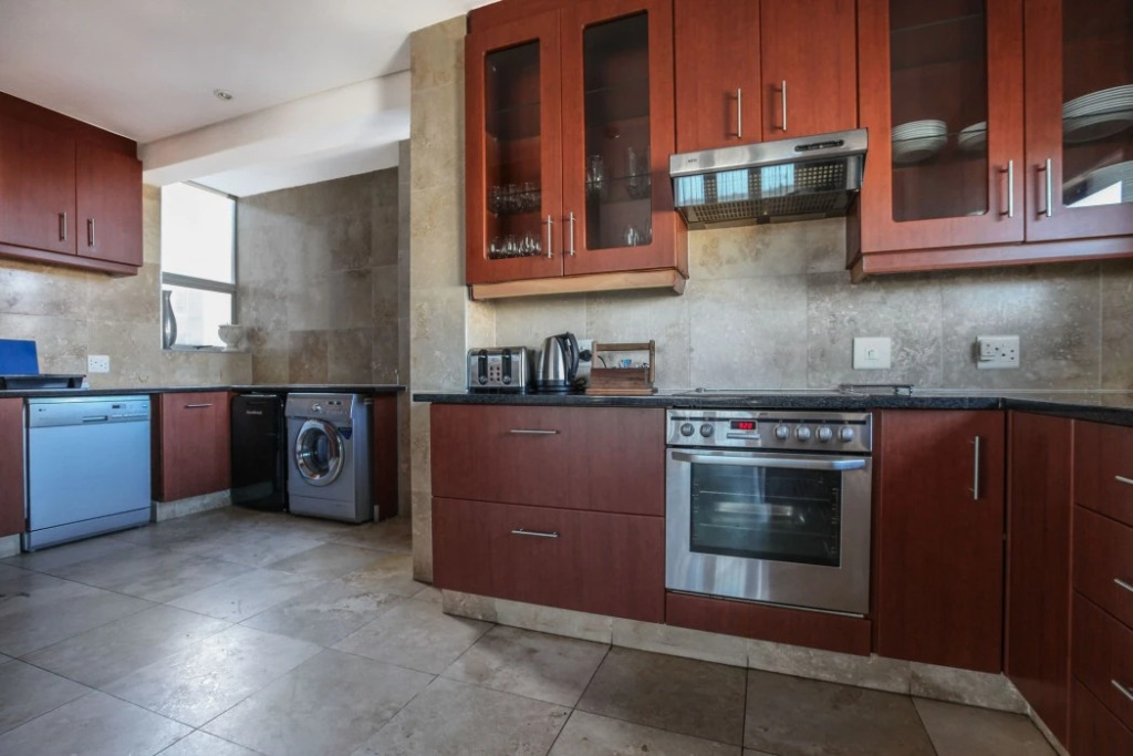 Point Waterfront Apartments