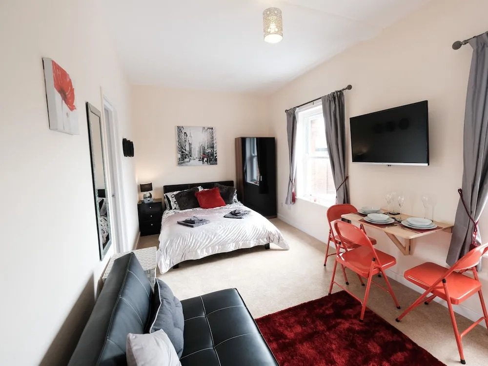 Living Easy Princes Gate