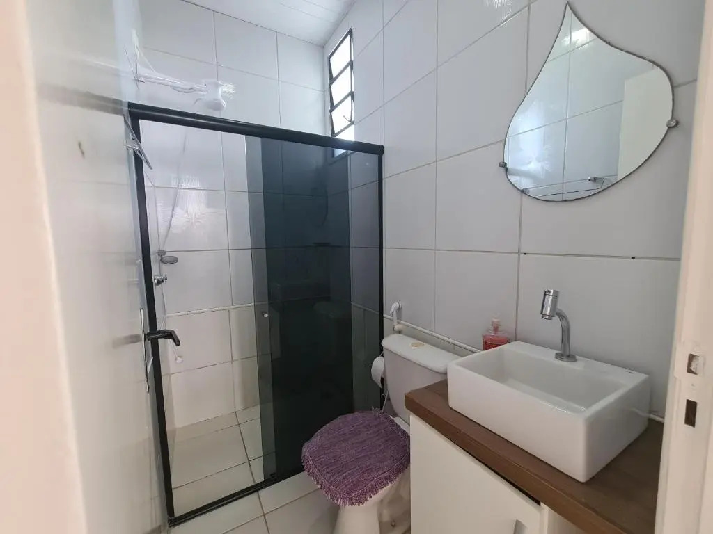 Casa na Aruana com piscina e 3/4