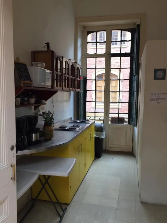 Hostal R10