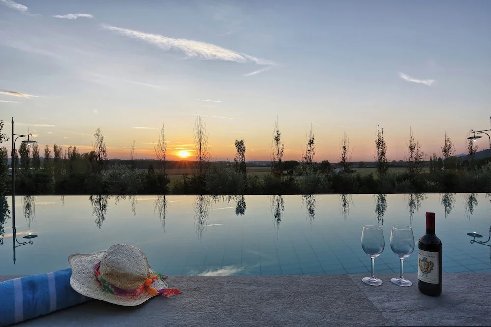 Luxury Home in Tuscany Near Pisa and Florence - Two Bedrooms 4&1 PL