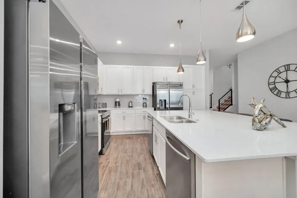 12br Mansion - Sleeps 26 - Family Resort w Private Pool Hot Tub and Games