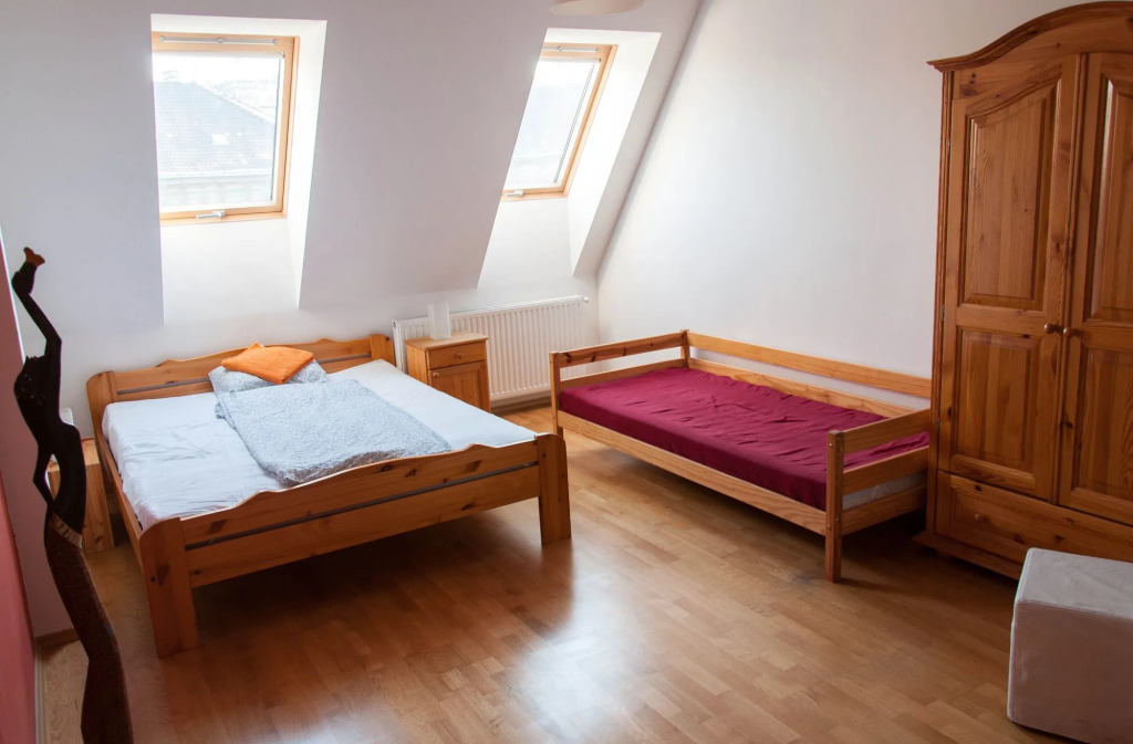 Bell Hostel and Guesthouse