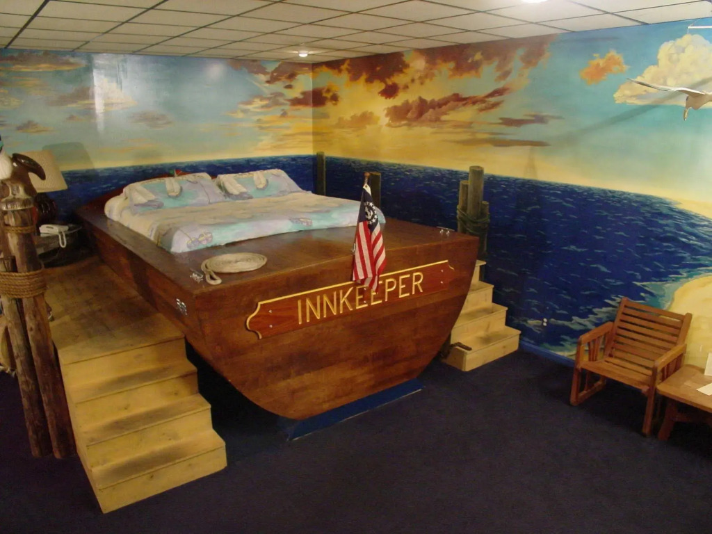 Wildwood Inn Tropical Dome & Theme Suites