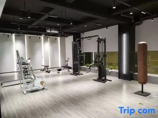 Hongwan Light Luxury Apartment(Zhongshan Hot Spring Resort Store)