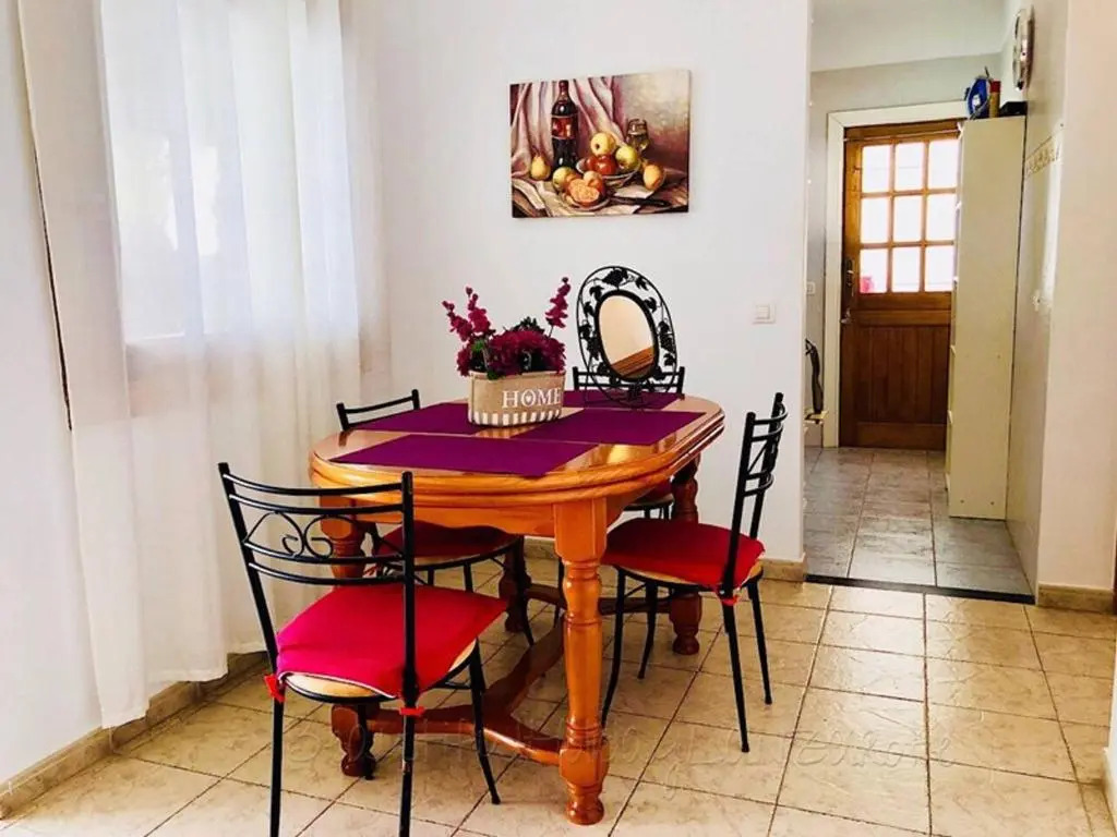 Villa Descansa with private Pool, Air-Conditioning, Sea View, Smart-TV Wifi