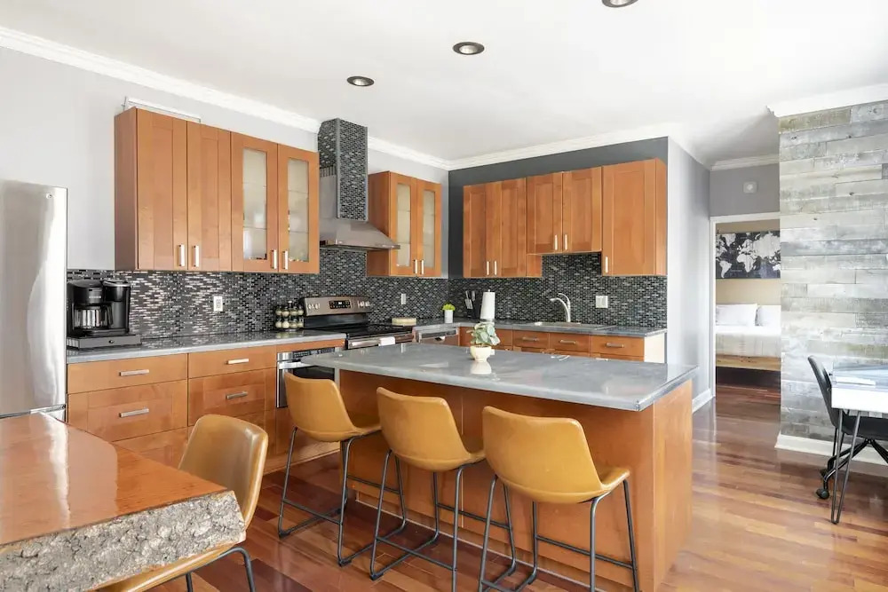 Riverfront Penthouse Suite