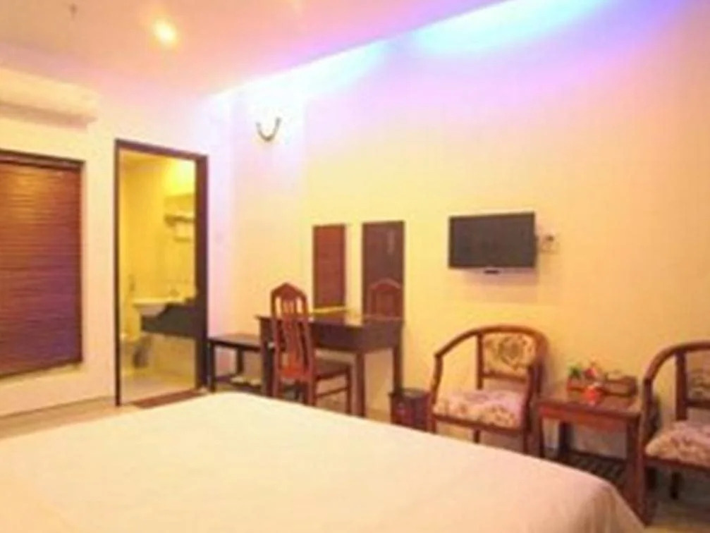 Apogee Hotel