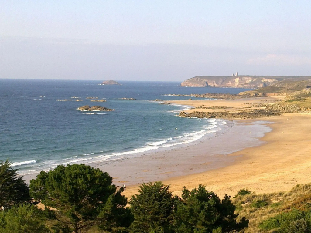 Very nice holiday appartment with private terrace, Erquy