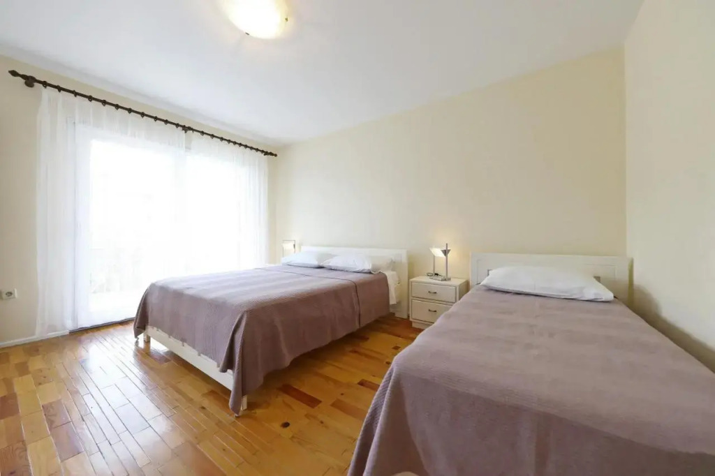 Apartment Irela