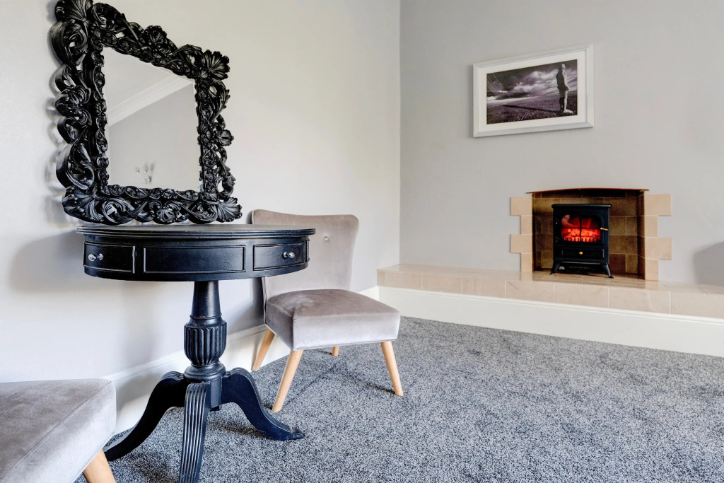 Liverpool Aigburth Hotel By Belvilla