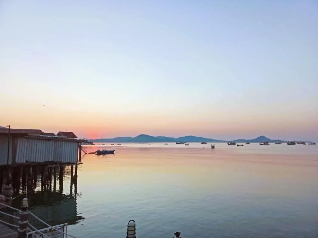 Baan Sattahip By The Sea