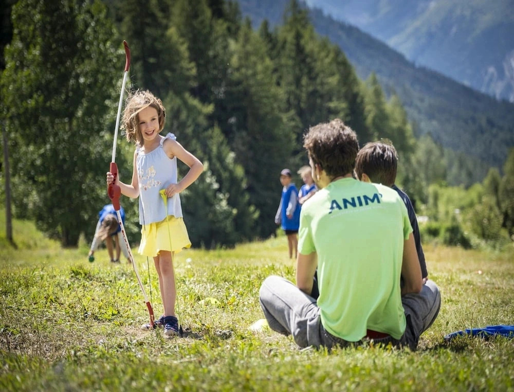 Premium Family Hub for Five Guests