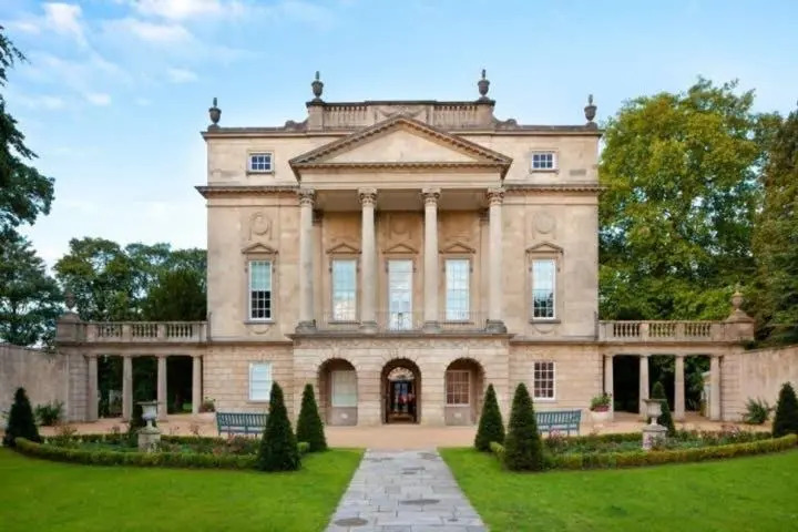 Stunning & Central Milsom Street Apartment