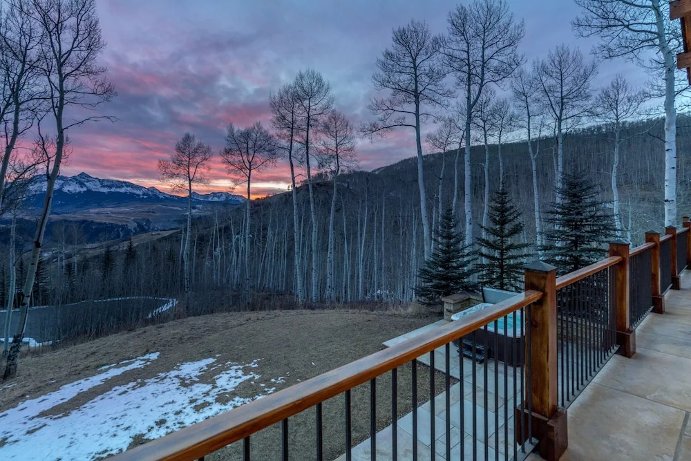 Grand Vista by Exceptional Stays
