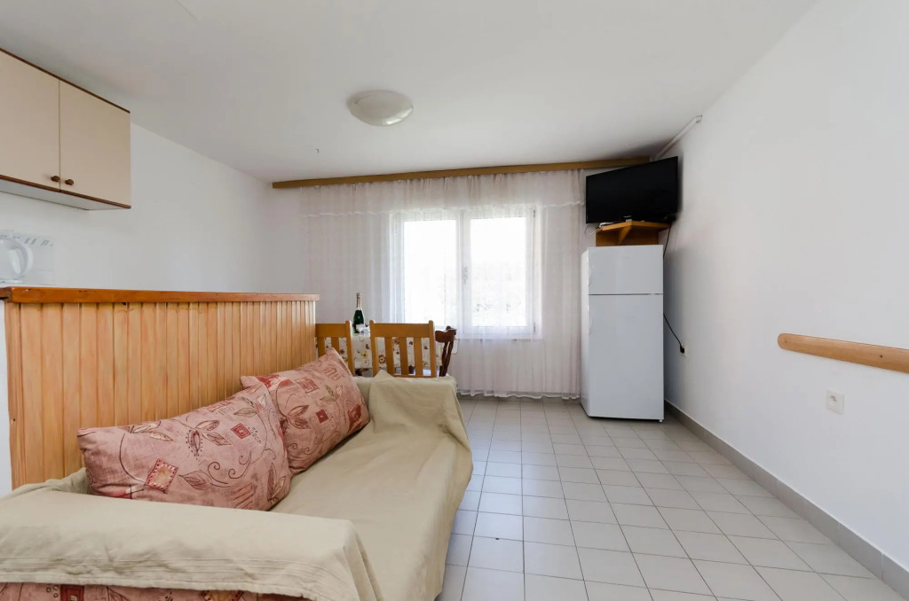 Apartments Anica F