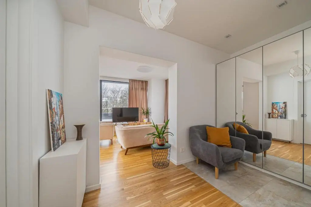 1-bedroom penthouse with underground parking