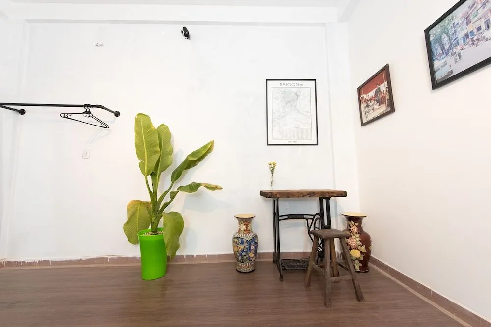 Retro Homestay