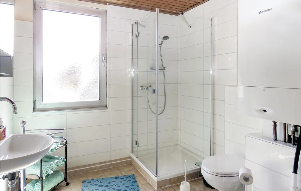 Stunning Apartment in Lahnstein With 1 Bedrooms and Internet