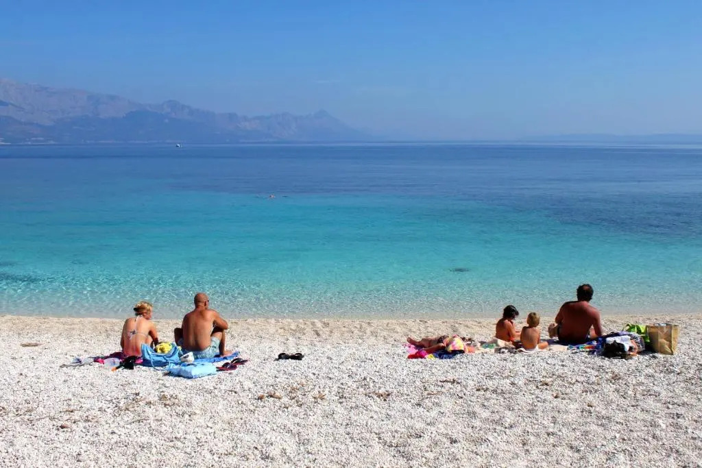 Apartments by the sea Sumartin, Brac - 18749