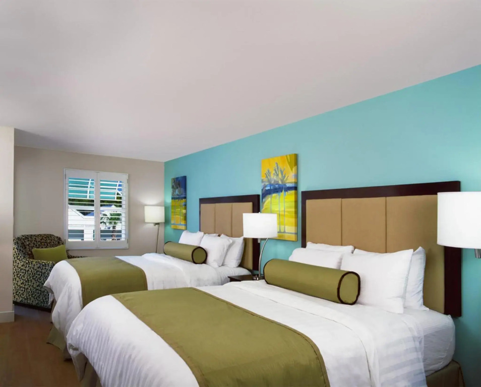 Silver Palms Inn & Historic Homes
