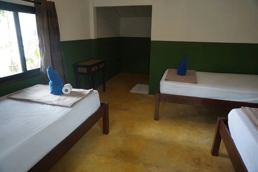 The Beach Village - Hostel