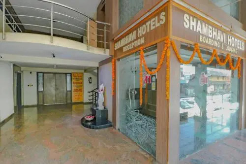 OYO Flagship 78939 Shambhavi Residency