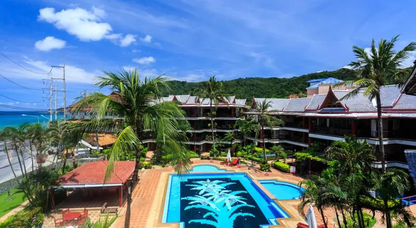 Peaceful retreat at Kalim Bay - pool bar garden