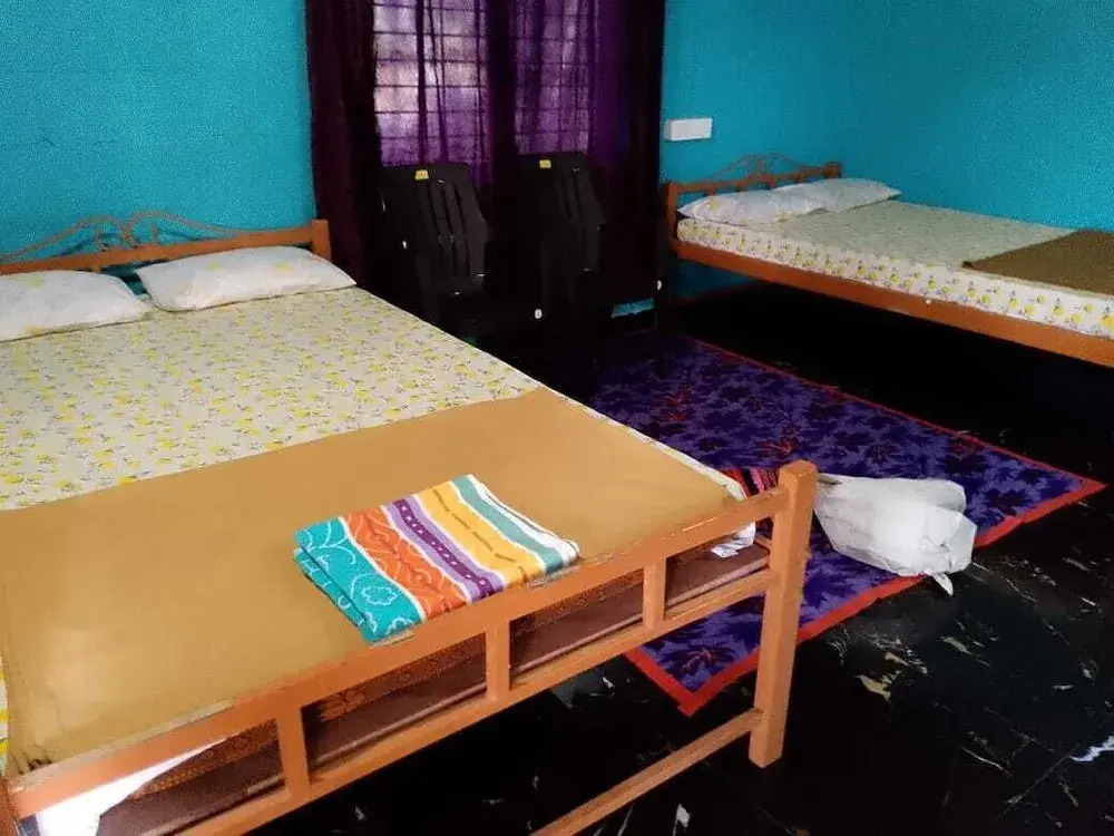 Parvathi Gust House