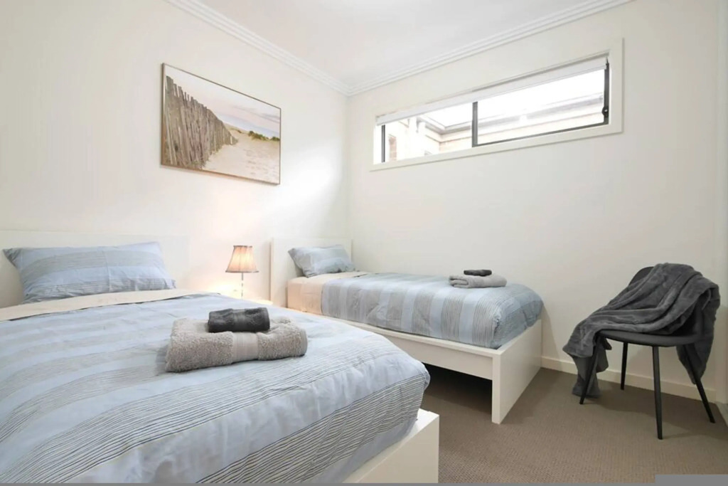 No Stairs Dbl Garage Aircon Woodville North