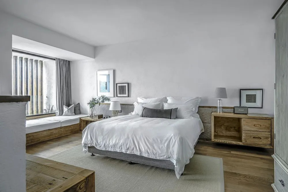 Sunyata Pure House
