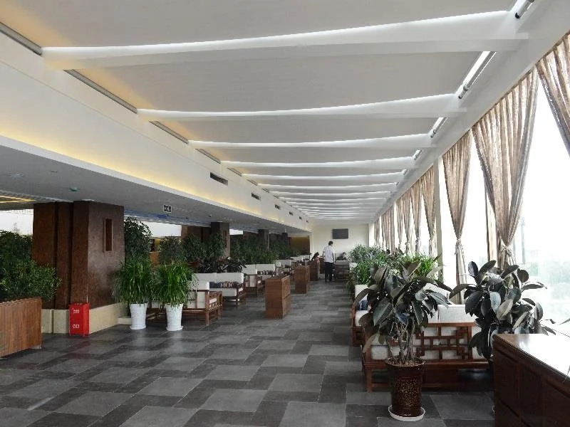 Qomo Langzong Hotel
