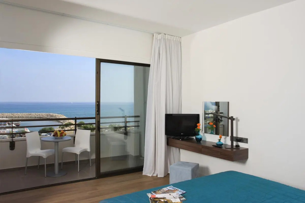 Sun Hall Hotel