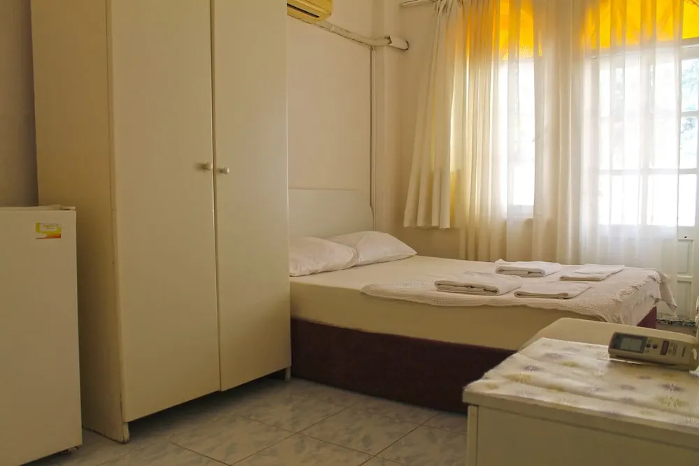 DM Hotel