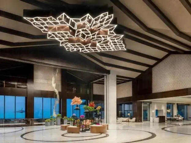 Wyndham Grand Plaza Royale Peach Blossom Hot Springs Resort
