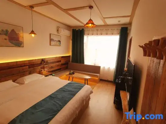 Jinan rustic primitive village residence