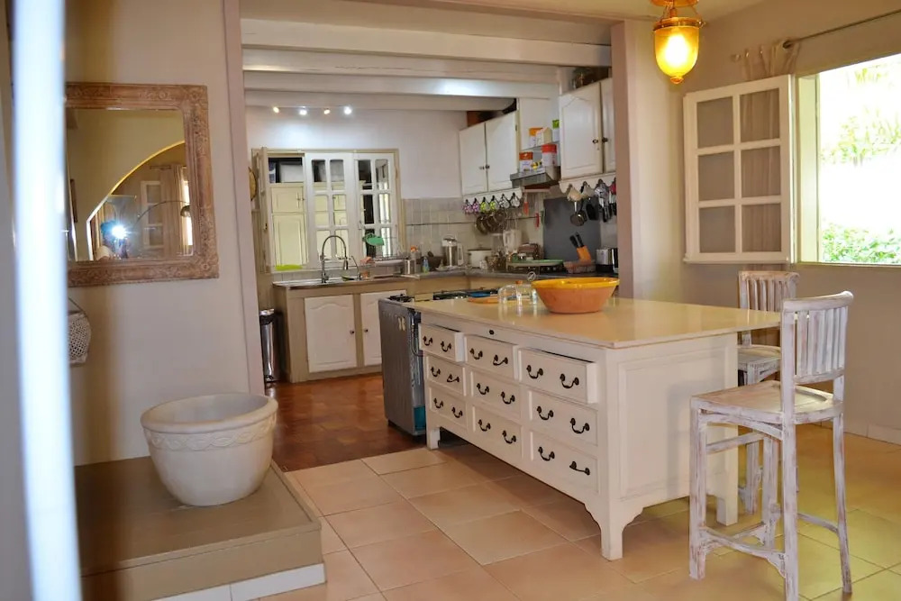 Villa With 4 Bedrooms in Saint-gilles les Bains, With Wonderful Mounta