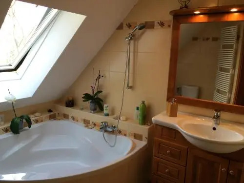 Spacious Guesthouse with Award-Winning Garden