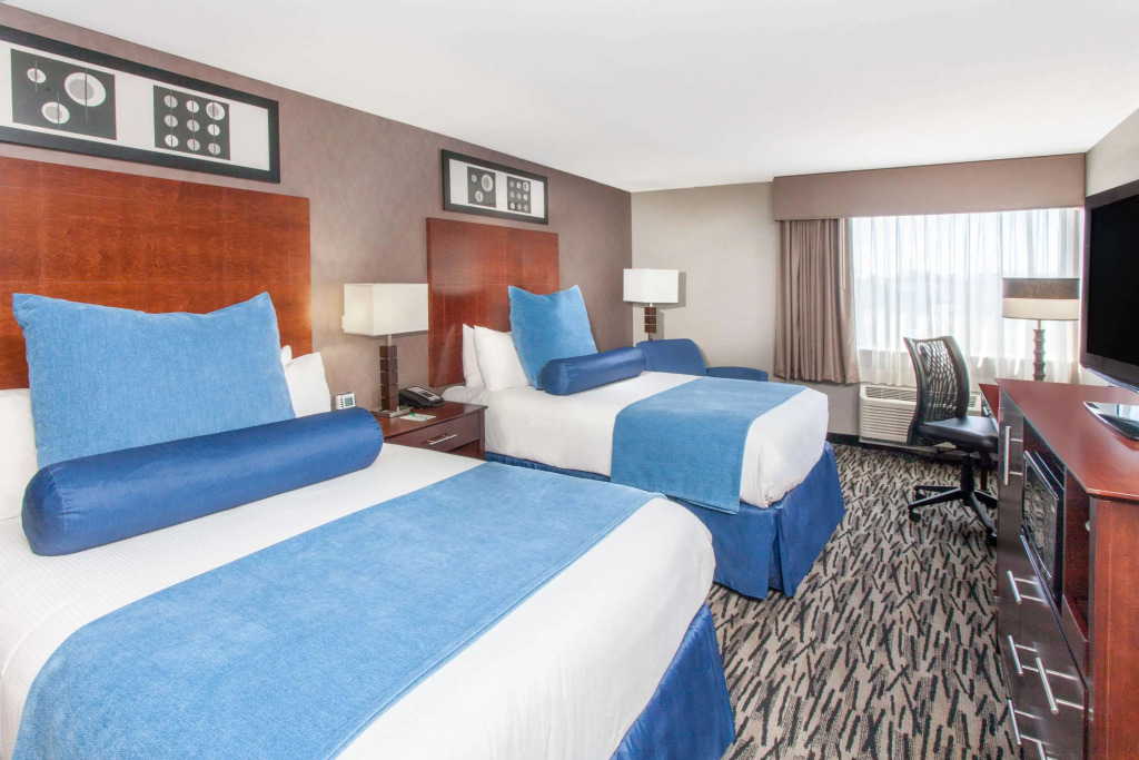 Wyndham Garden Elk Grove Village - OHare
