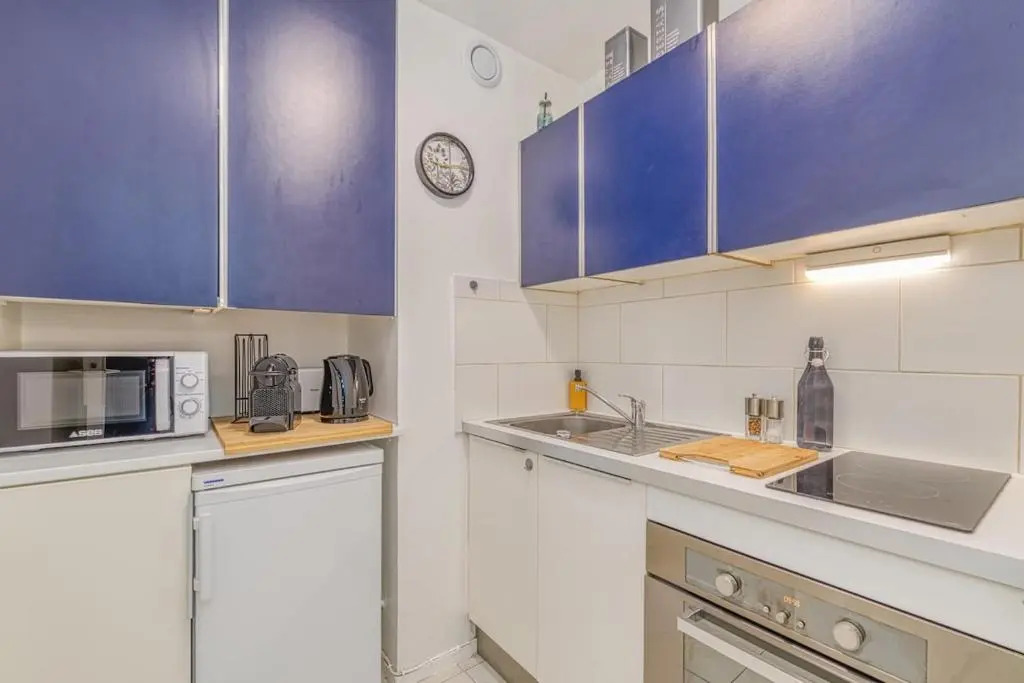 Charming T2, wifi, air conditioning, balcony