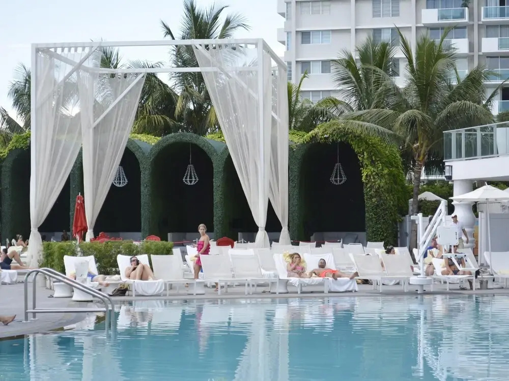 5 Condo Hotel South Beach 2 Queen and 1 King 521