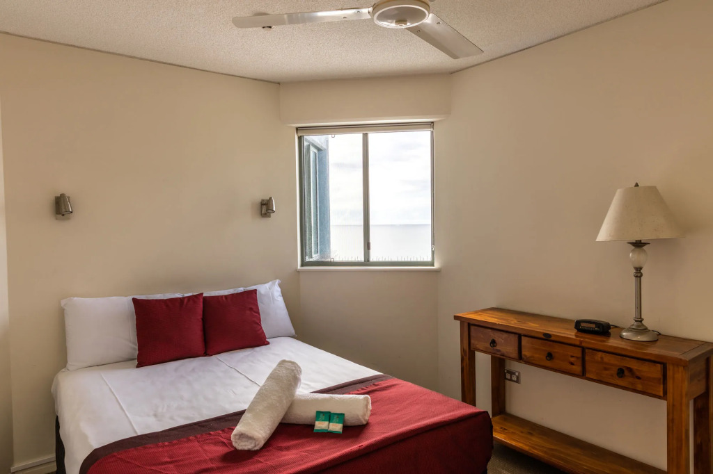 Malibu Apartments