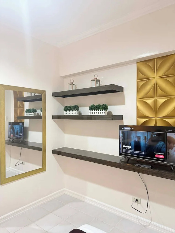 Cozy Studio Condo With Stunning Tagaytay Views